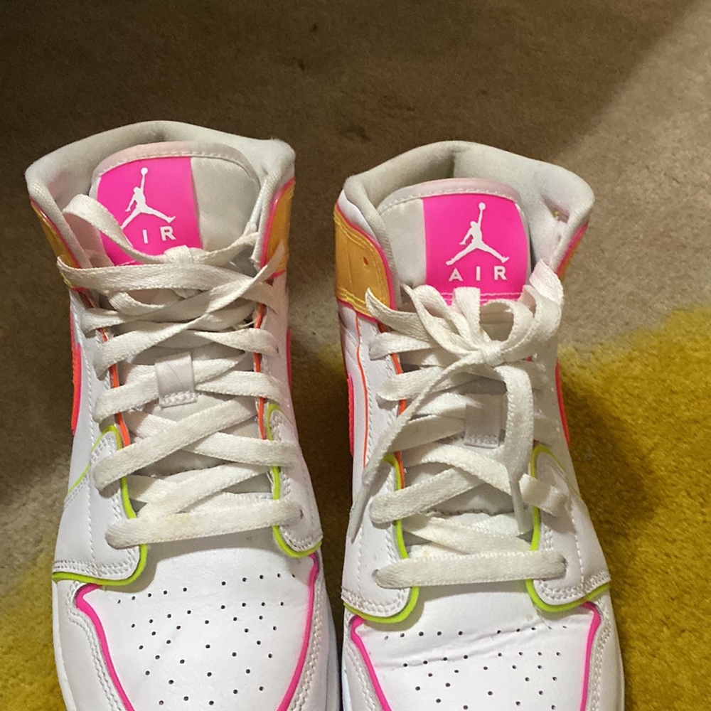 Jordan Sneakers
